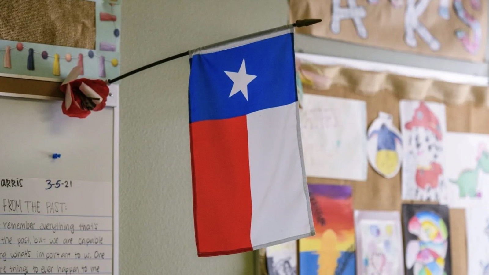 Educators see students in Texas elementary schools, who started school ...