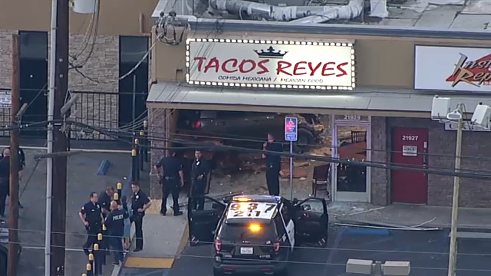 Suspect killed; 3 officers shot in Greenwich Village - ABC7 Los Angeles