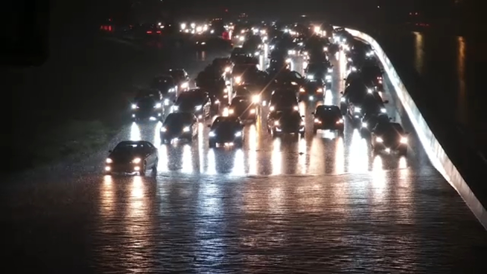 NYC Weather: Drivers left stranded as flooding on roads swallows cars ...