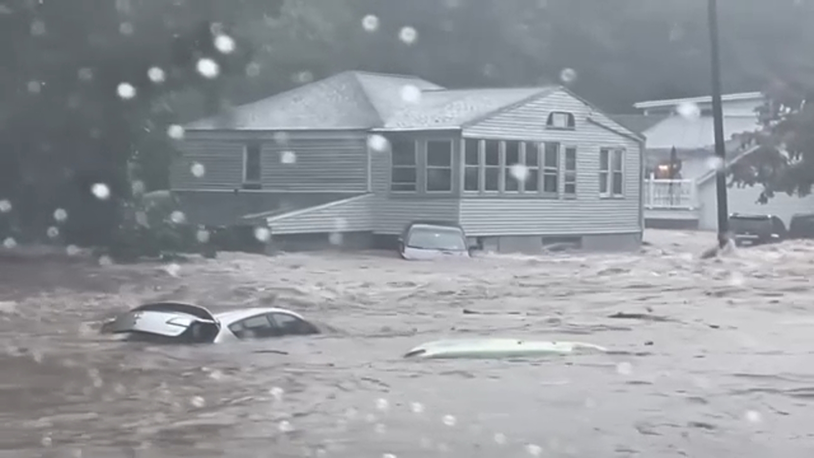 2 dead, state of emergency declared after drenching storms move through Tri-State