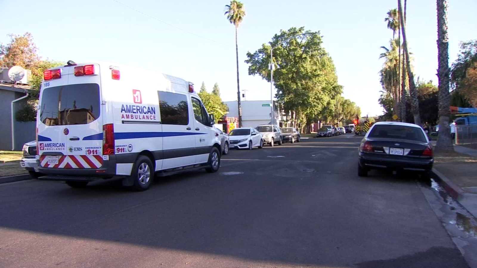 3 displaced following apartment fire in northeast Fresno, officials say