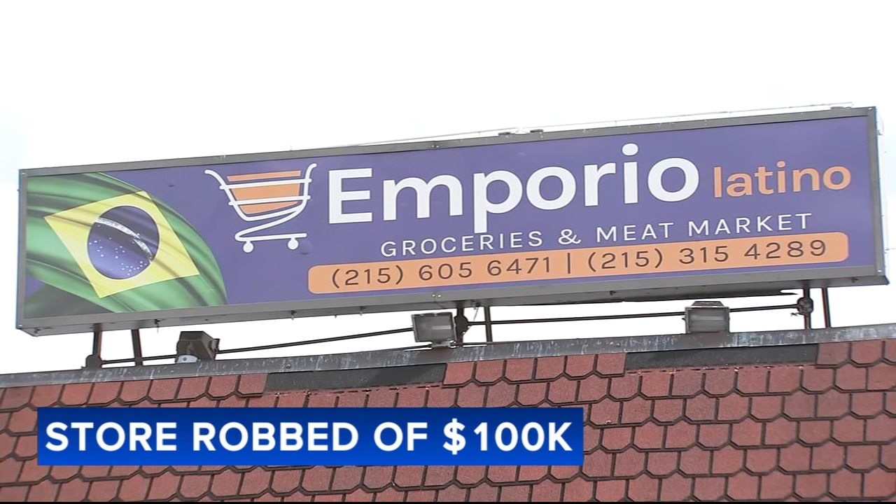 4 armed robbery suspects sought after roughly $100K stolen from Philadelphia store