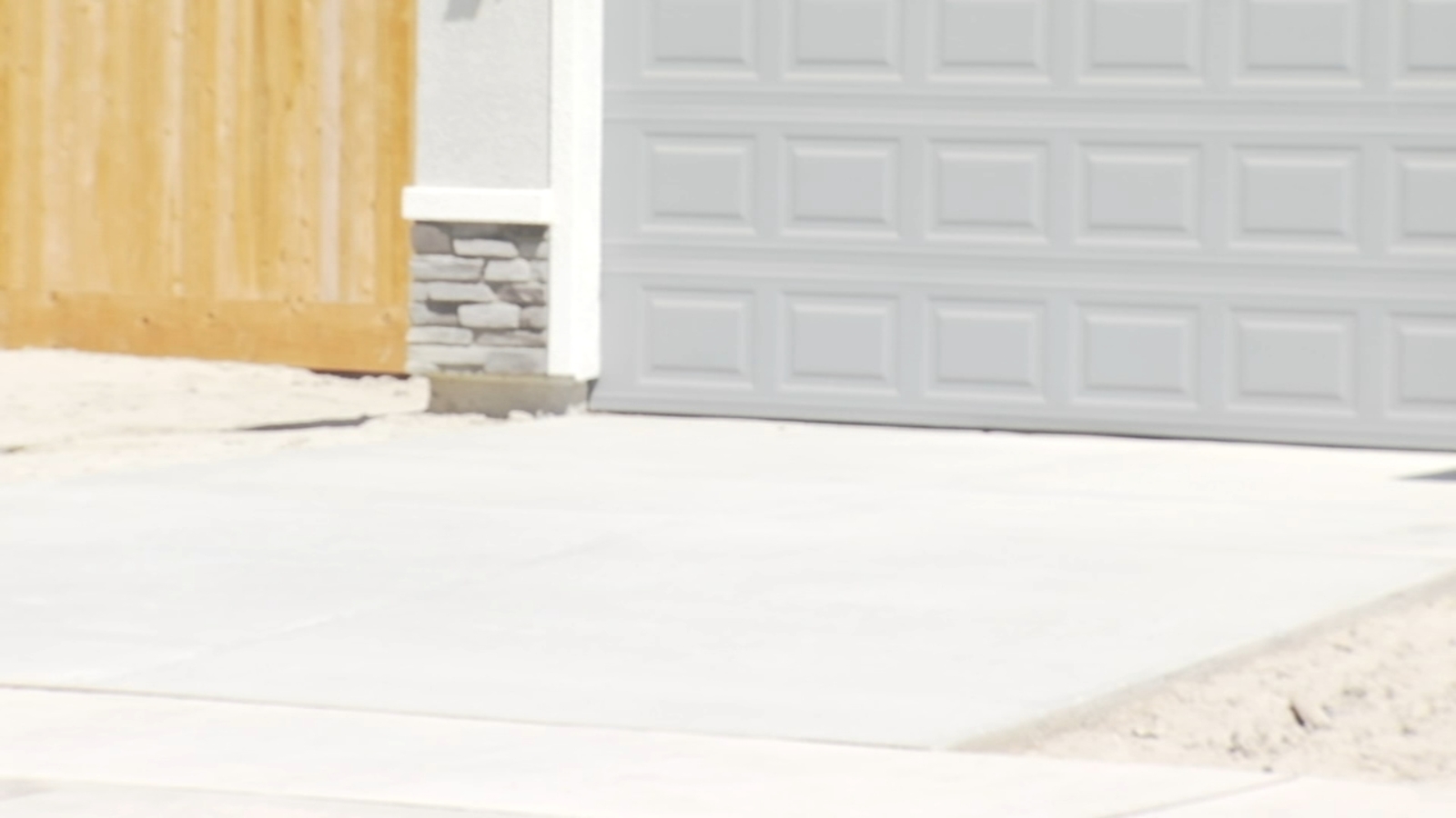 Ready to move-in homes have no power in Corcoran housing community