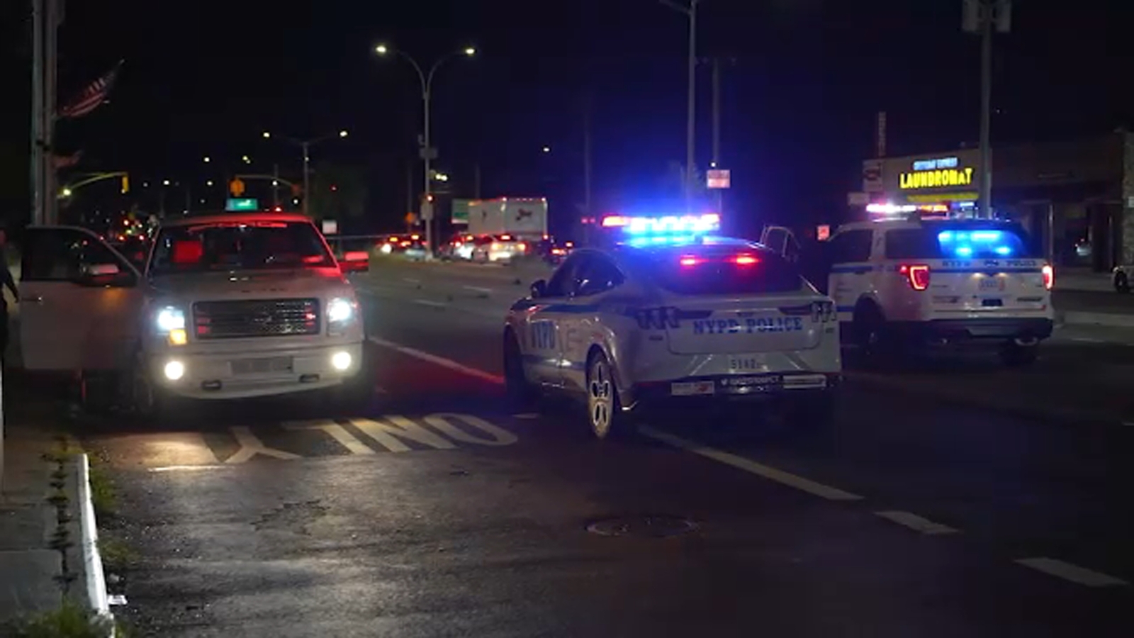 Woman critically injured in crash in Ozone Park, Queens - ABC7 New York