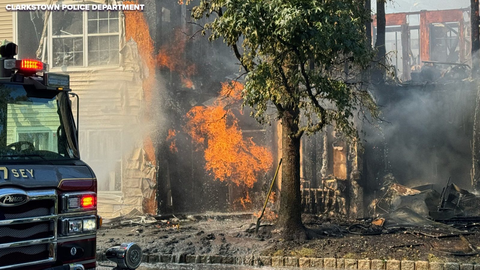 Fire destroys The Peaks apartment complex in Nanuet, Rockland County ...