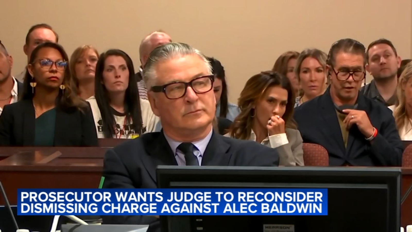 Prosecutor asks for charge to be reinstated against Alec Baldwin in ‘Rust’ case