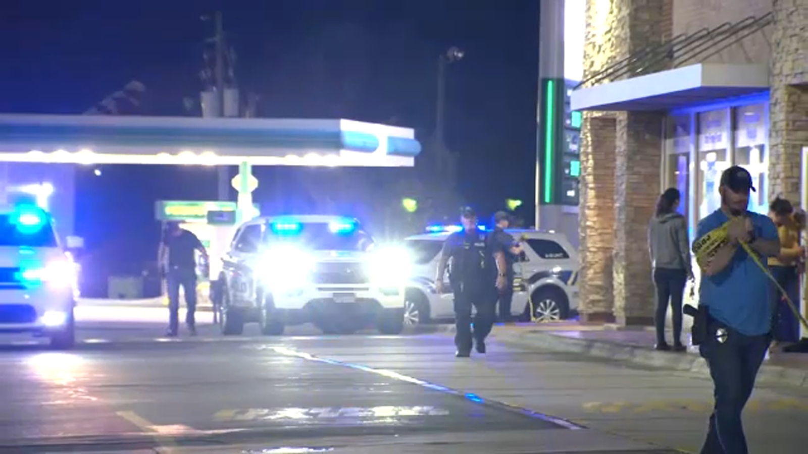 1 person injured, 2 in custody following shooting at Selma McDonald's ...
