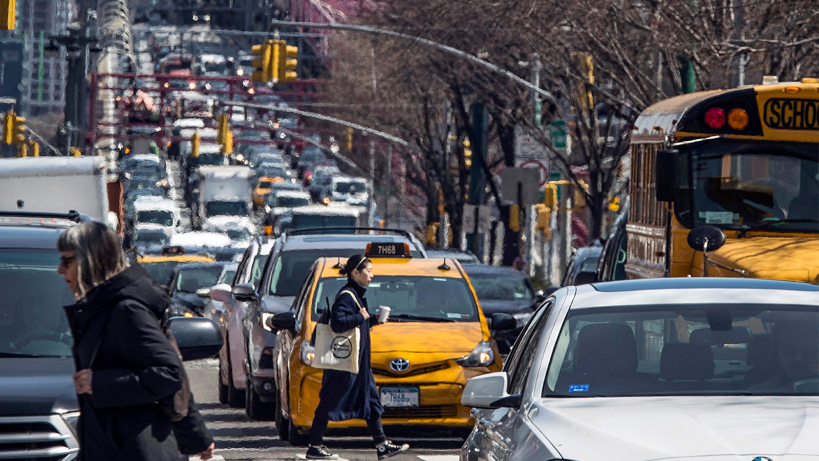NYC Gridlock Alert Days 2025: Avoid the Chaos!