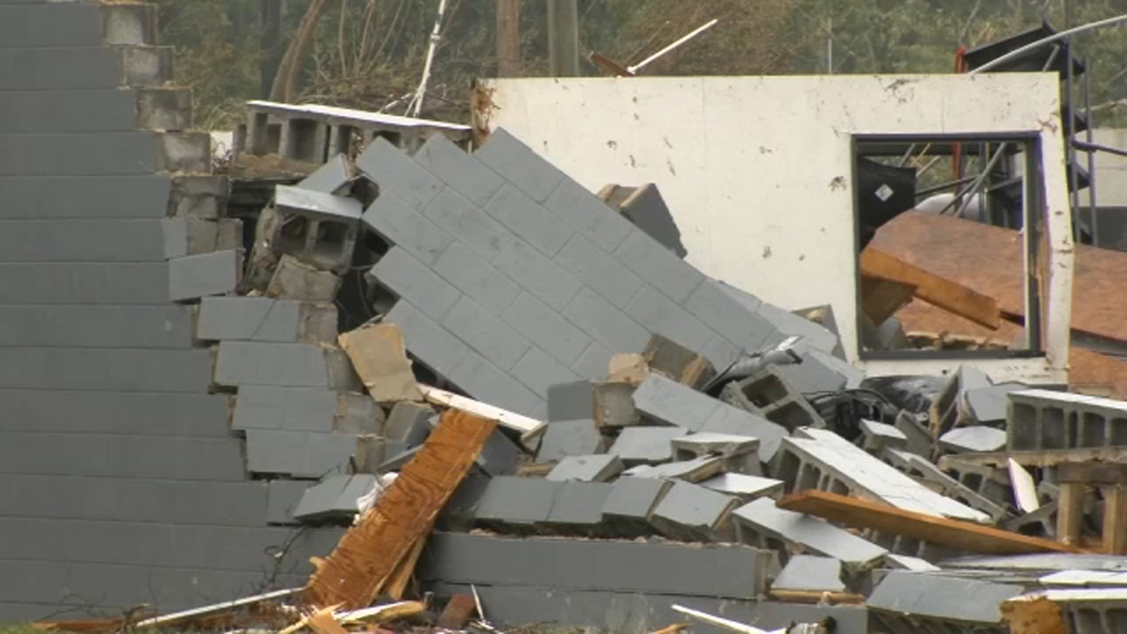 Rocky Mount tornado: 5 buildings deemed 'unsafe' after EF3 tornado ...