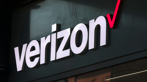 Verizon says LA County outage began after vandals cut multiple fiber lines, affecting mobile and home internet service