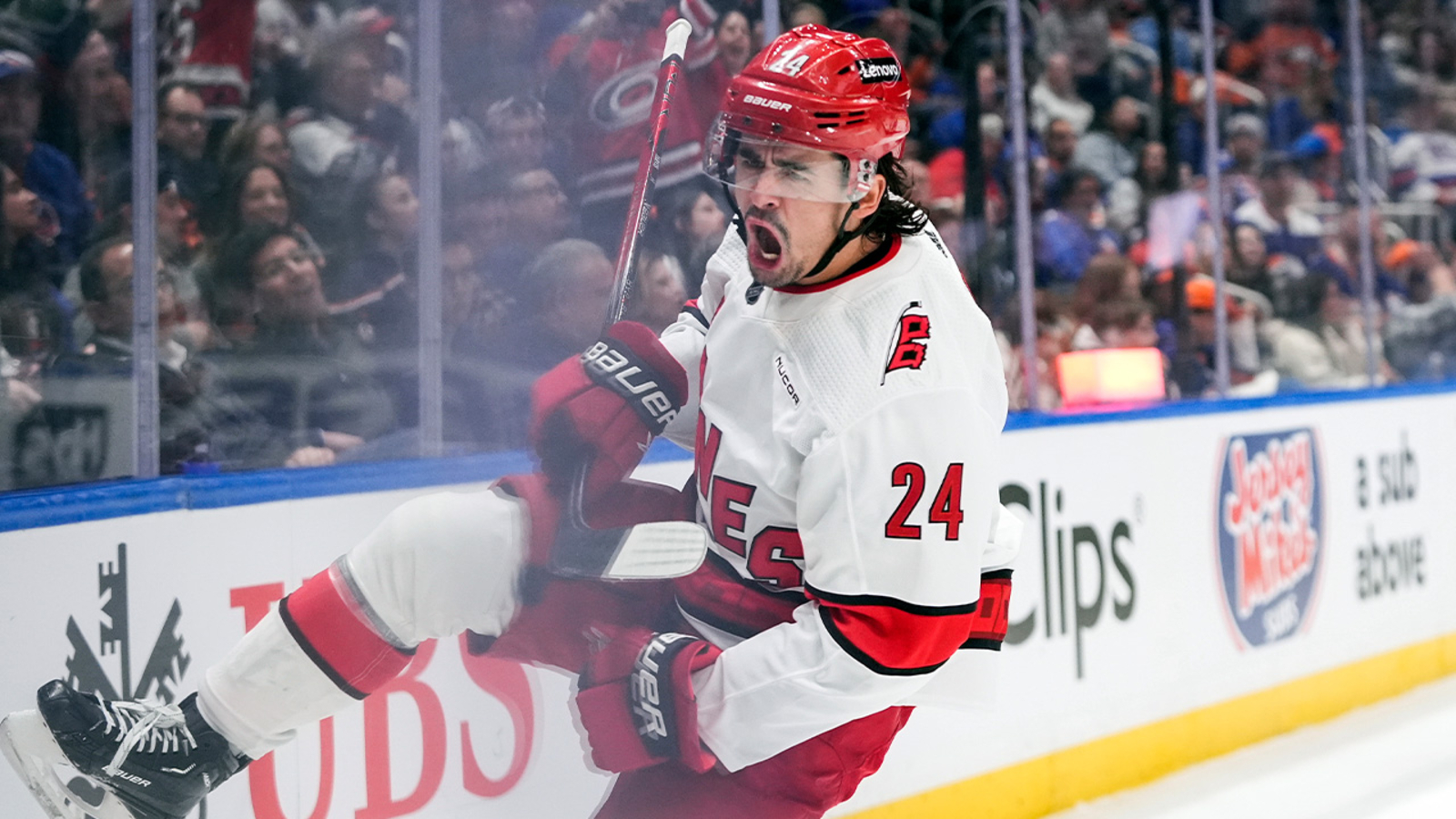 NFL Carolina Hurricanes faces Tampa Bay Lightning Friday in season