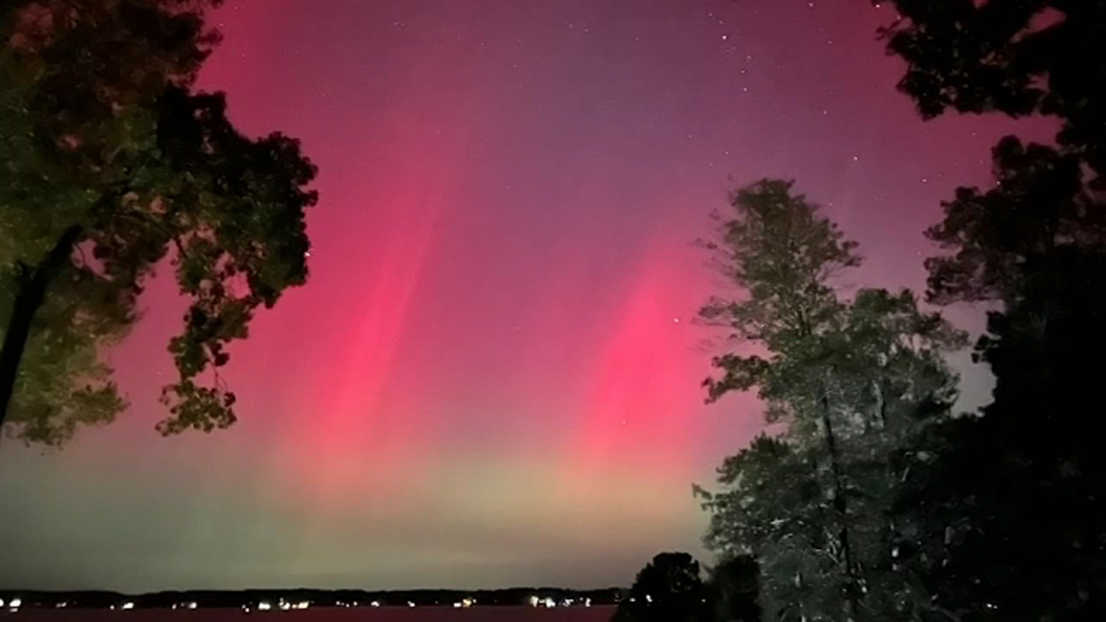 PHOTOS Did you see them? Northern Lights shine across NC skies ABC11