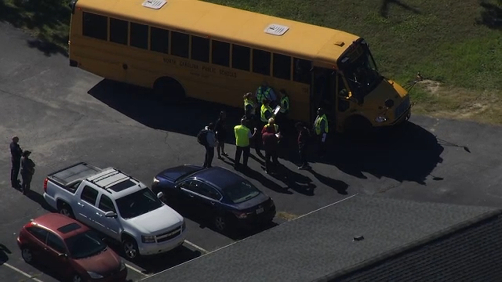 School bus with students aboard involved in crash in Clayton - ABC11 ...