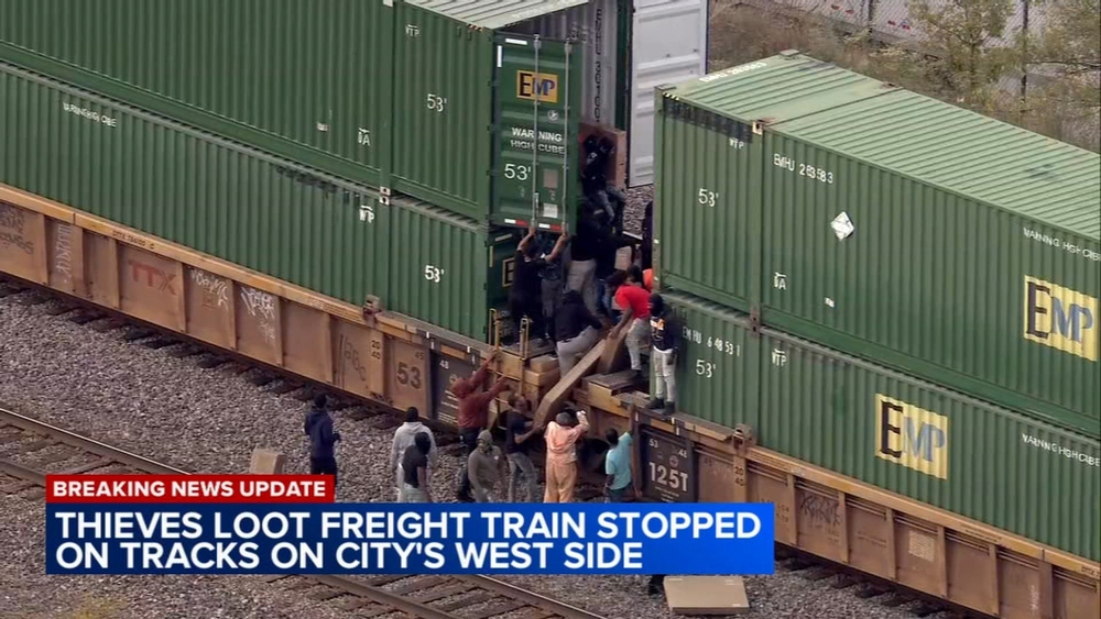 Thieves loot freight train on West Side