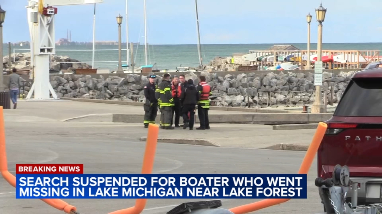Boater missing in Lake Michigan, Lake Forest Fire Department says 