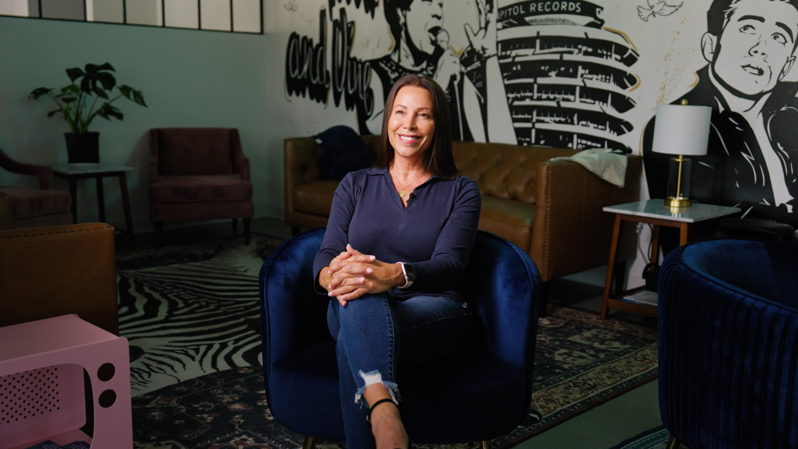 This is how single mom Angela La Riva juggled a law enforcement career