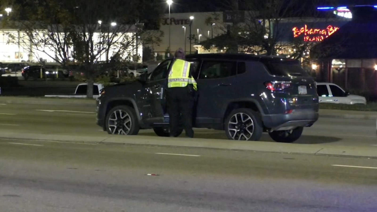 Pedestrian in hospital after getting hit by car in Fayetteville - ABC11 ...