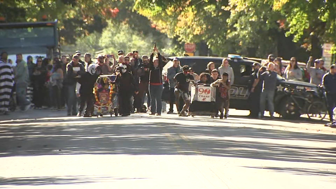 Forest Park Casket Race awards the 'dead last'