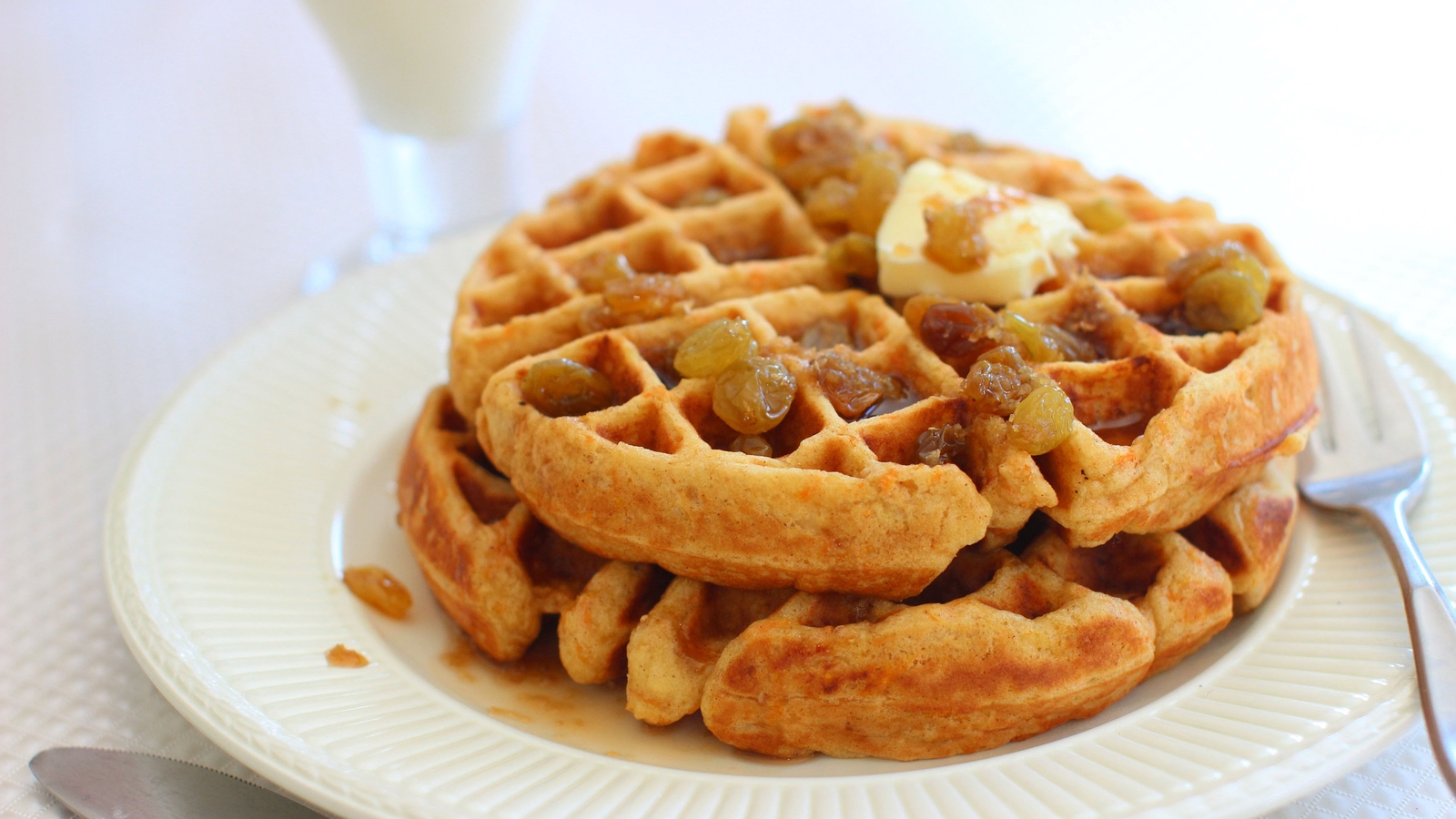 Hundreds of frozen waffle products recalled due to possible listeria
