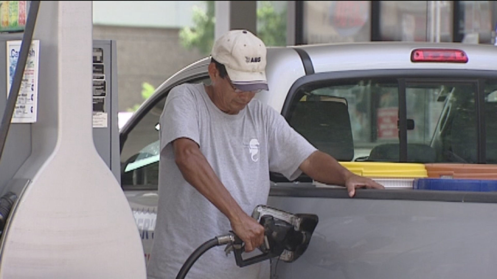 The best ways to save on gas this summer ABC13 Houston