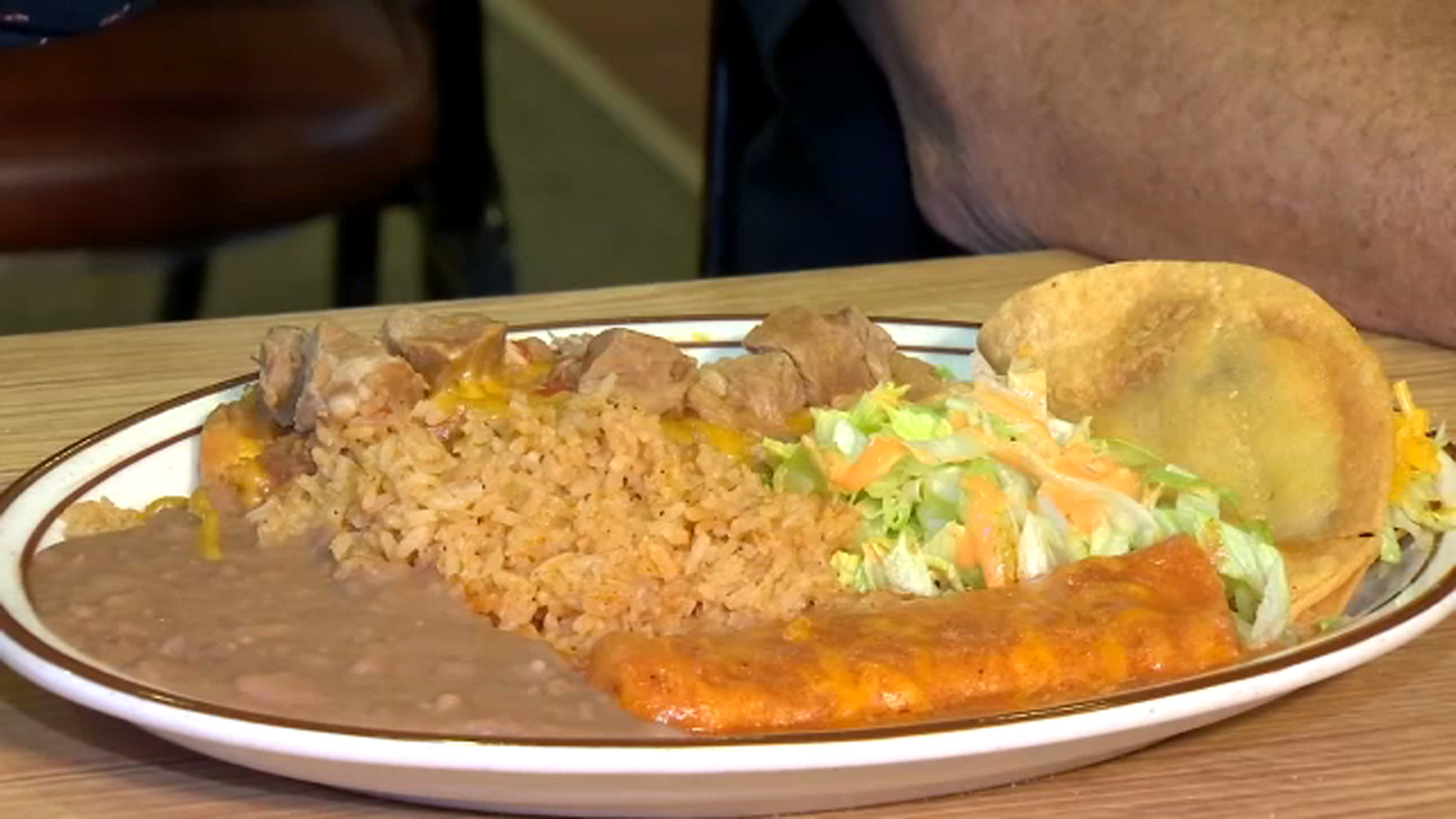 Dine and Dish: China's Alley in Lindsay