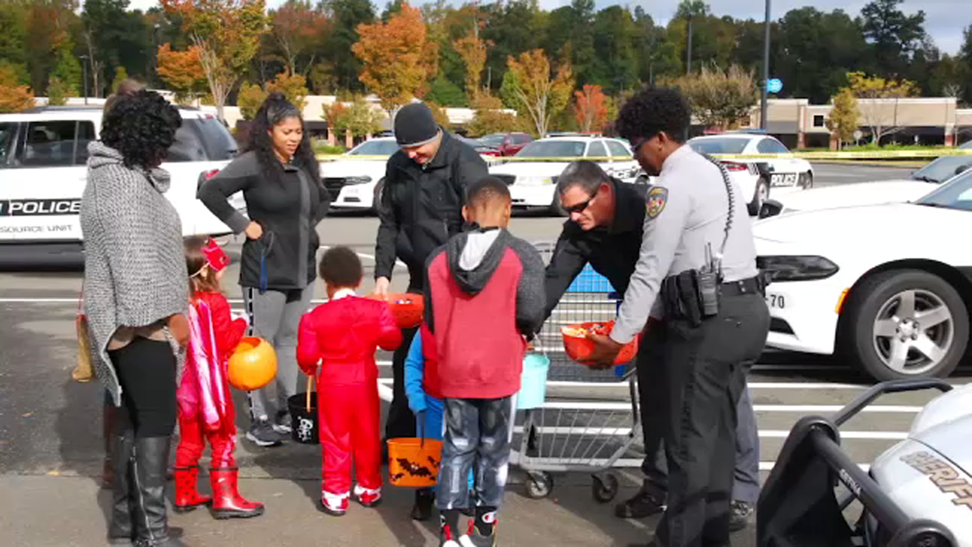 Durham County Sheriff's Office holding Trunk or Treat event