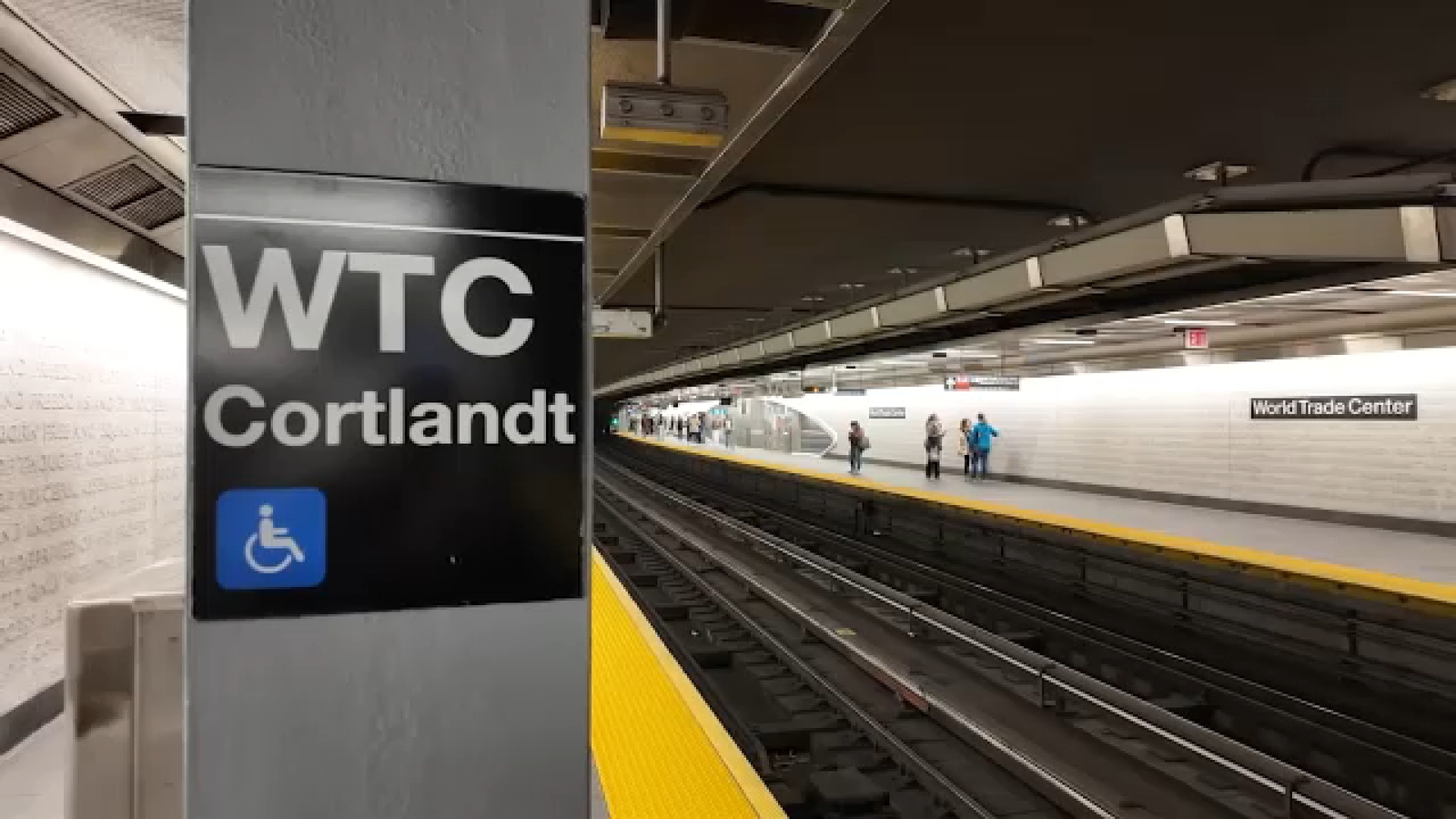 NYC Crime Maintenance worker finds AR15 inside trash at Lower