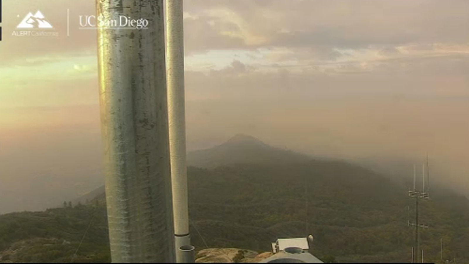 Crews battling wildfire in Tulare County