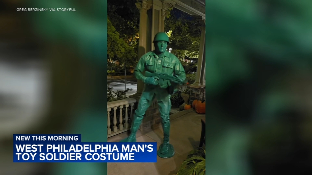 Philadelphia man creates amazing toy soldier Halloween costume