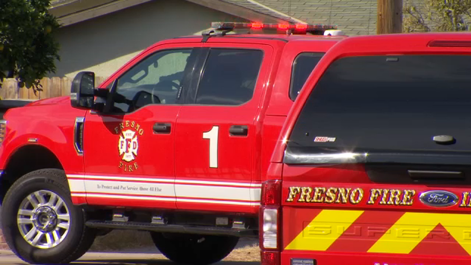 Woman rescued after fire breaks out at central Fresno home
