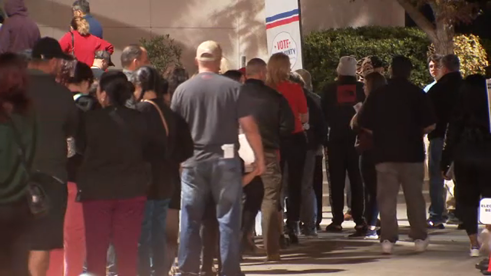 Fresno County polling locations experiencing long lines