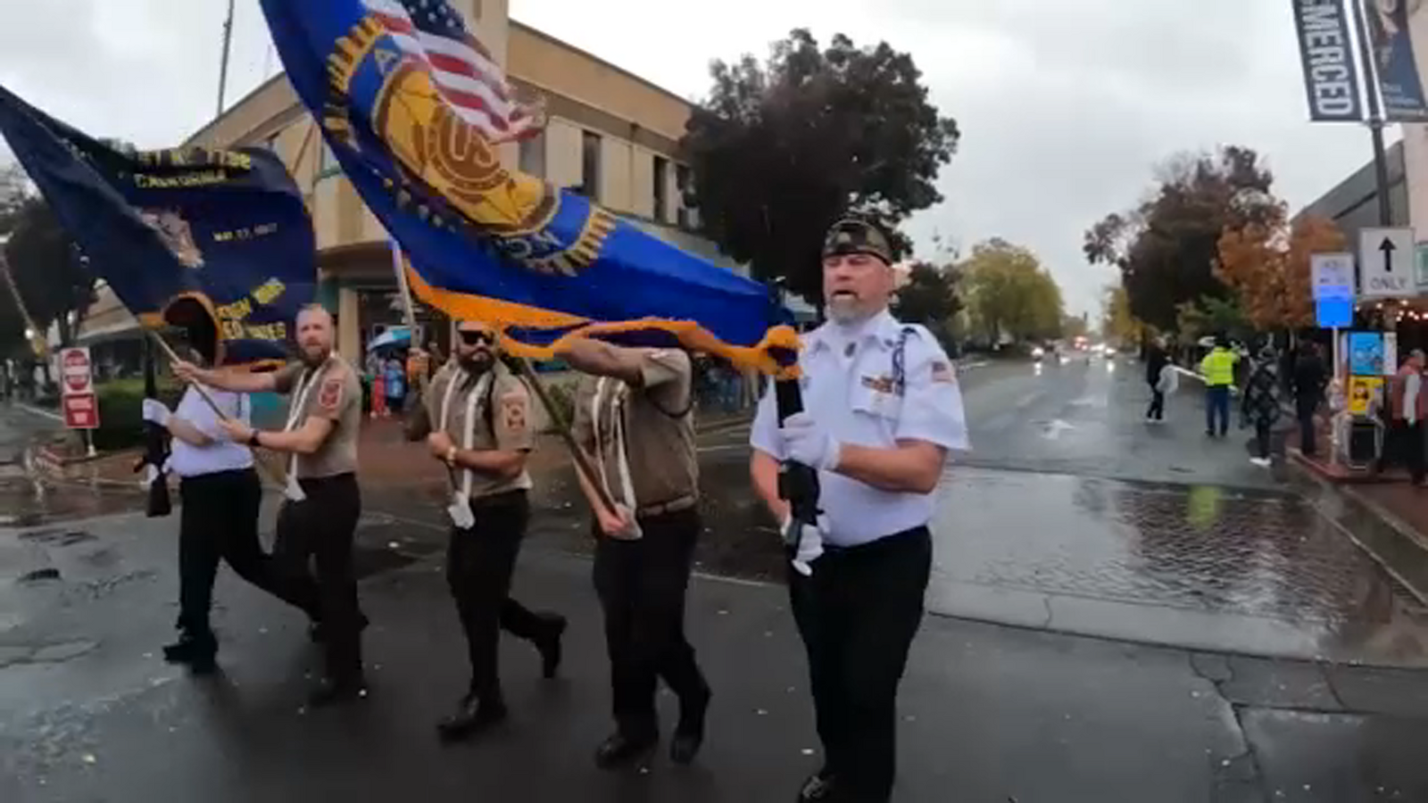 Man killed, another injured after crash with semi-truck in Fresno County, CHP says