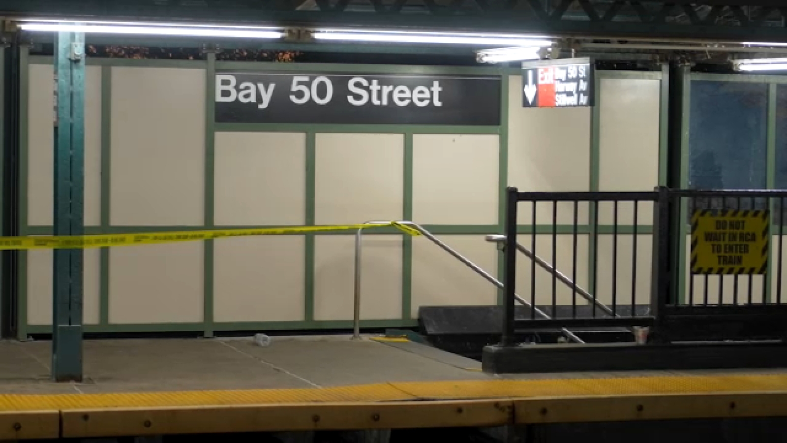 NYC Crime: Man stabbed during dispute on Brooklyn subway platform ...