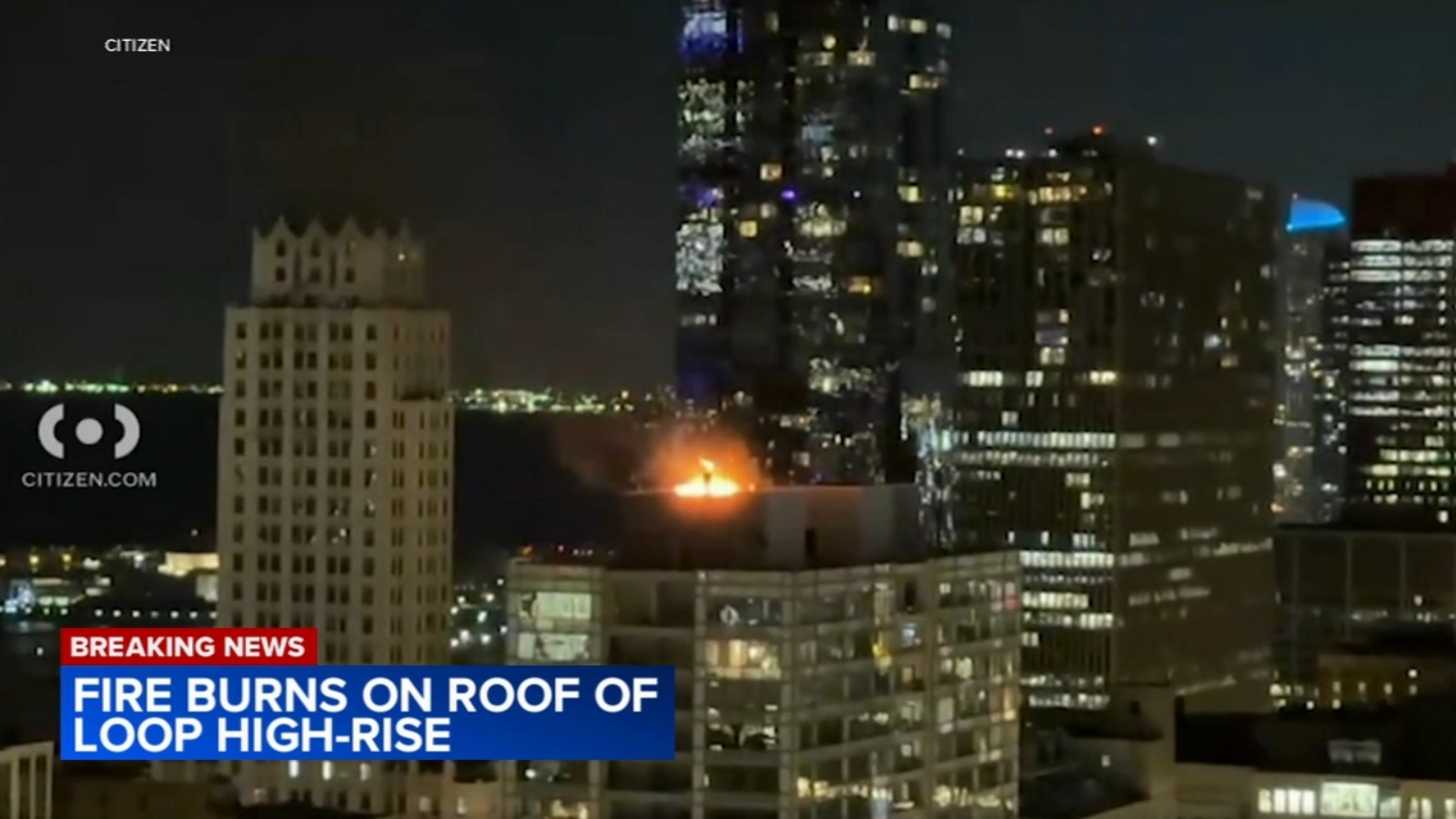 Chicago Fire Department battles flames on top of Loop high-rise on ...