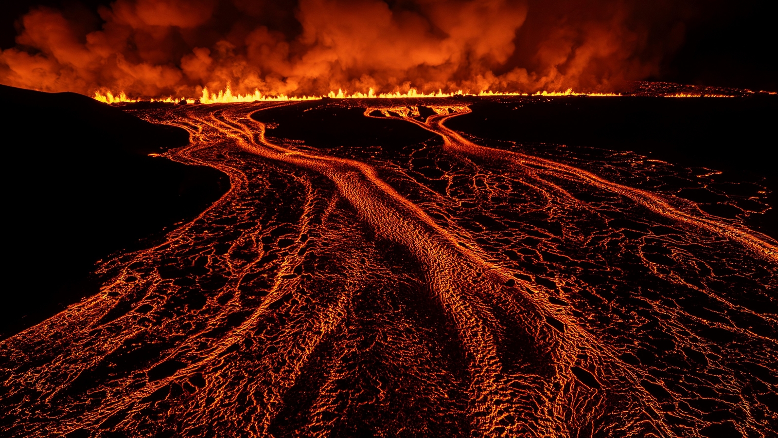 Volcano on Iceland's Reykjanes Peninsula erupts for the 7th time in a