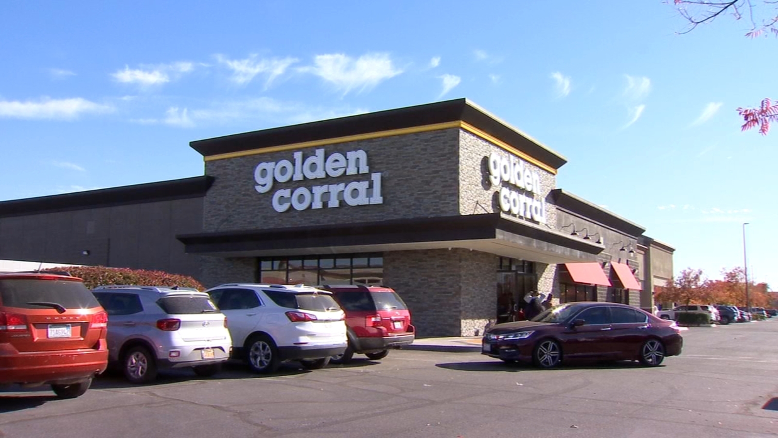 New Golden Corral opens in northwest Fresno