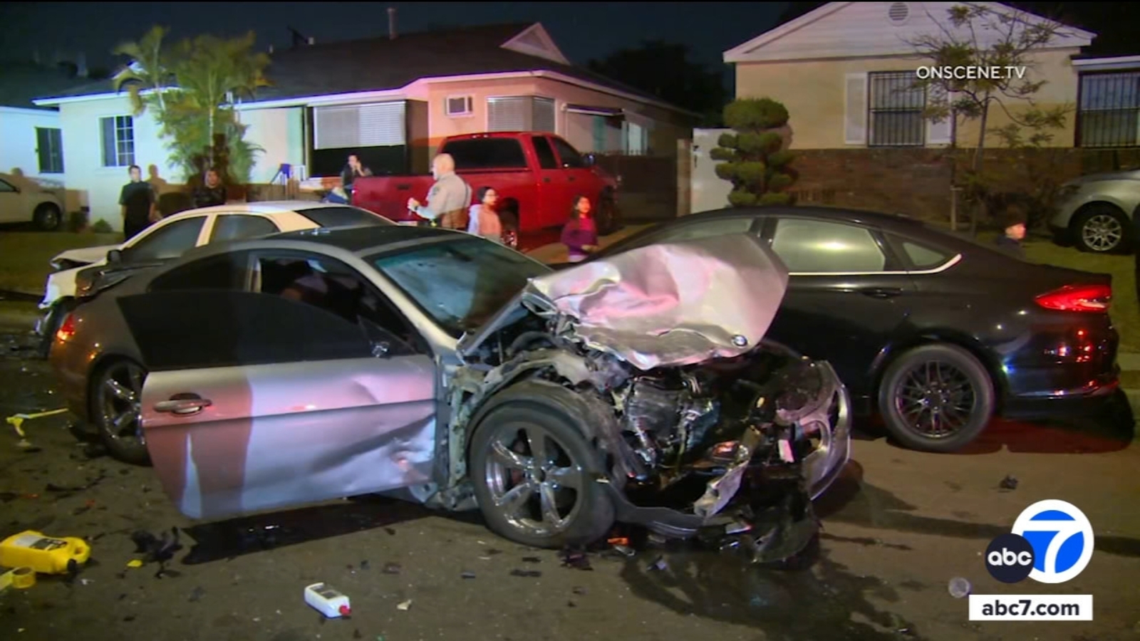 Driver crashes into parked cars in Montebello - ABC7 Los Angeles
