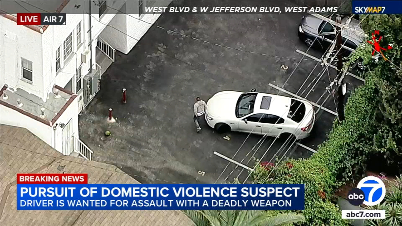 Police chase ends in gunfire in West Adams area; 2 injured