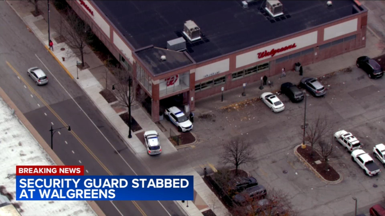 Security guard stabbed at Walgreen's on South Side: officials