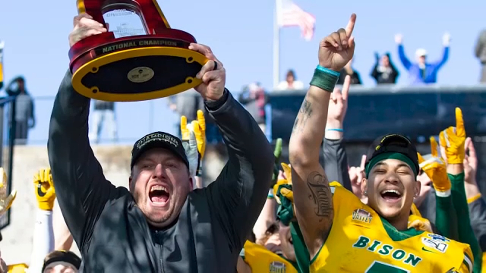 Fresno State to hire USC linebackers coach Matt Entz as next head coach, ESPN sources say