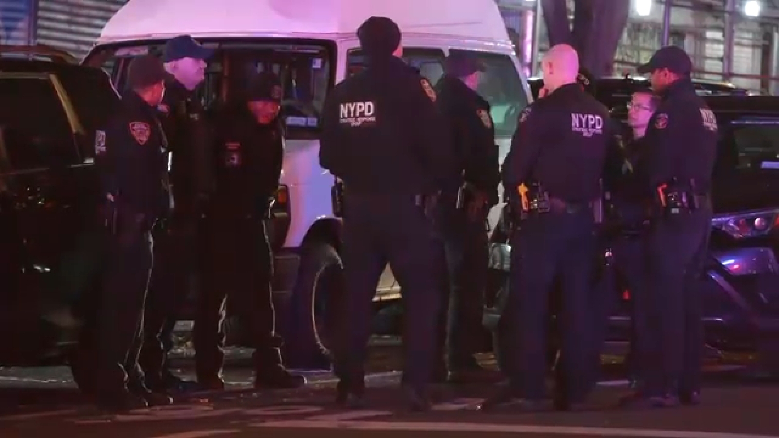 Police shoot at vehicle allegedly fleeing traffic stop in Upper ...
