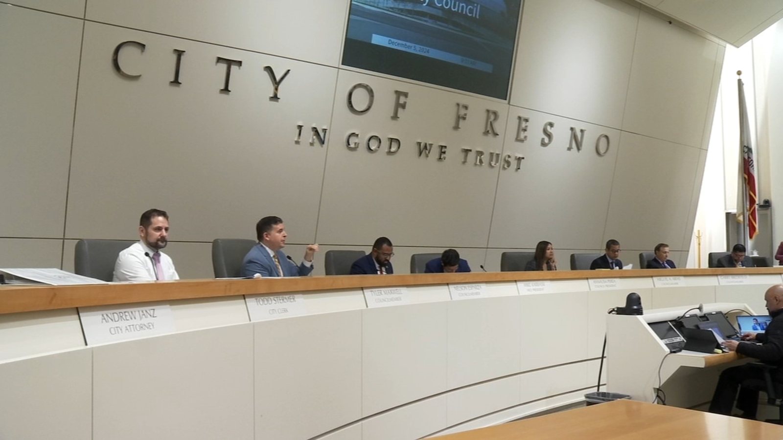 Fresno City Council passes ordinance limiting vending on sidewalks