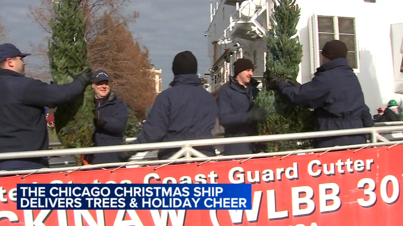 US Coast Guard 'Christmas Ship' makes annual Navy Pier tree delivery