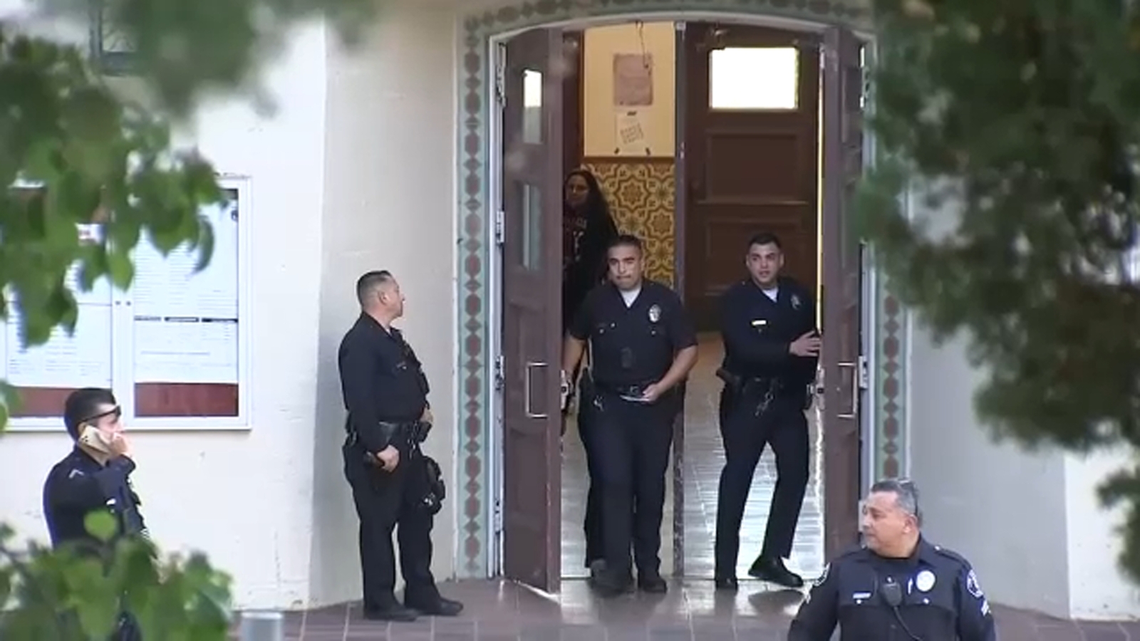 Apuñalan a 2 estudiantes de la escuela Verdugo Hills High School en ...