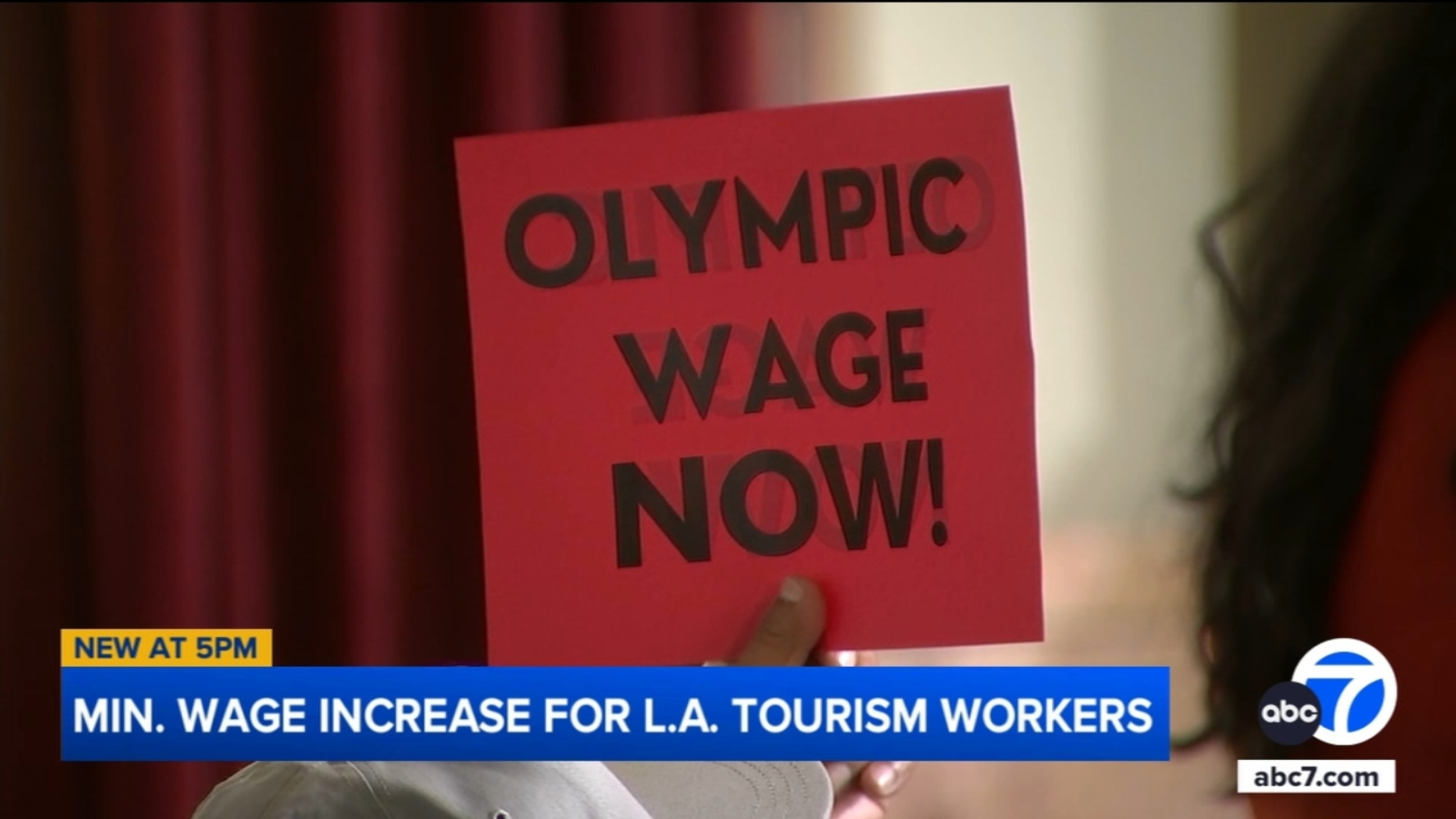 la-city-council-approves-hourly-minimum-wage-hike-for-tourism-workers