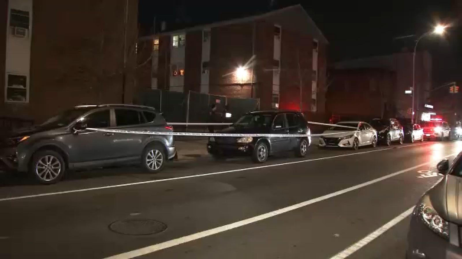 NYC Crime: Police searching for clues after man shot in the head in ...