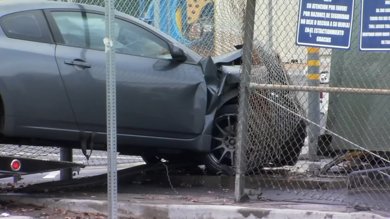 Classes canceled at Robinson Elementary in Fresno after car crash causes power outage
