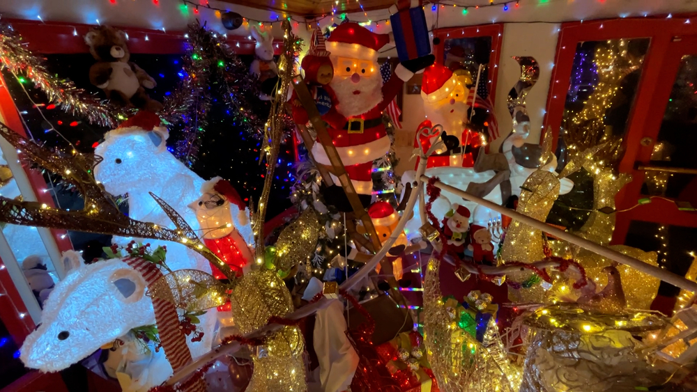 Montrose restaurant sparkles with over-the-top Christmas decorations