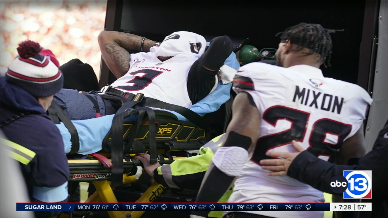 Tank Dell returns to Houston after star wide receiver injured in Kansas City