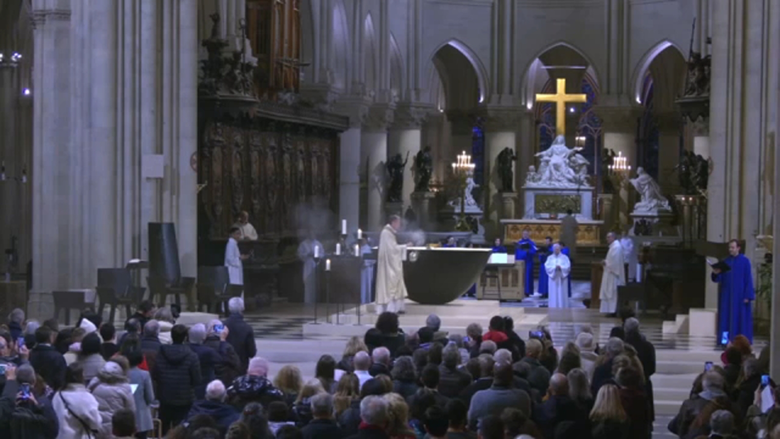 For the first time since a 2019 fire, Notre Dame Cathedral reopened its doors for Christmas Eve Mass, drawing large crowds of tourists.
